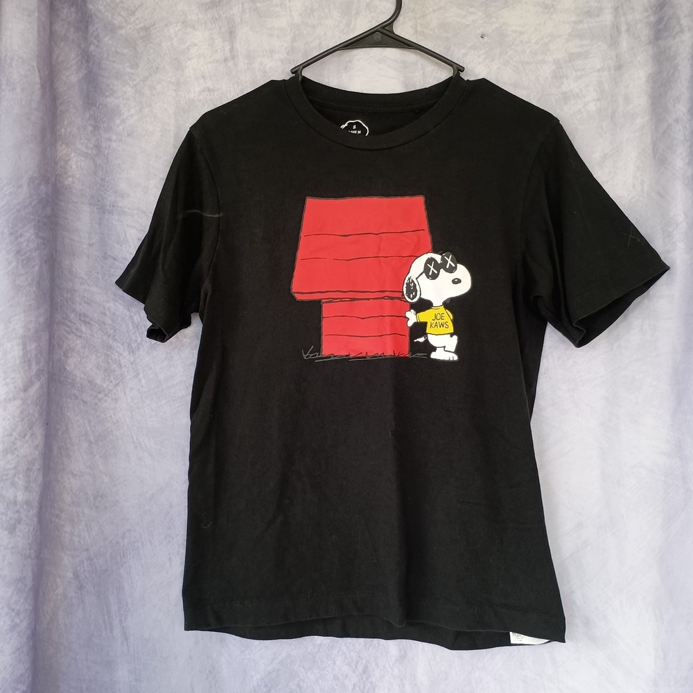 KAWS x Peanuts Uniqlo UT Snoopy Joe Kaws Graphic Tee